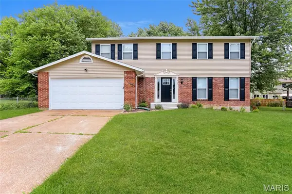 710 Westbridge Drive, St Peters, MO 63376