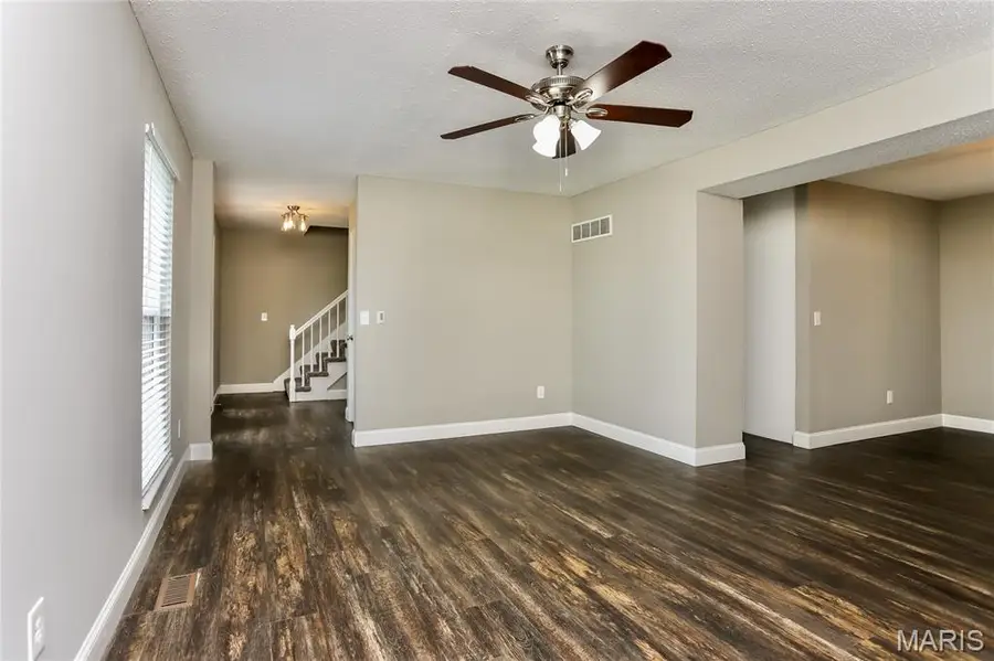 710 Westbridge Drive, Saint Peters, MO 63376 - #2