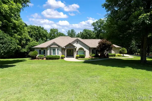 393 Kensington Lane, Cape Girardeau, MO 63701
