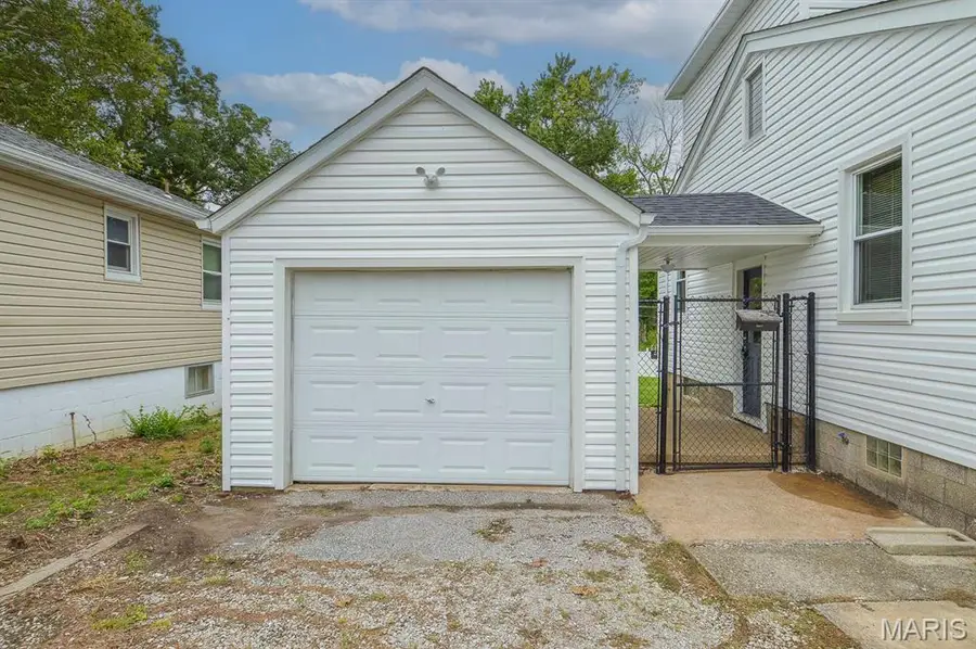 2320 Meadow Drive, Belleville, IL 62226 - #3