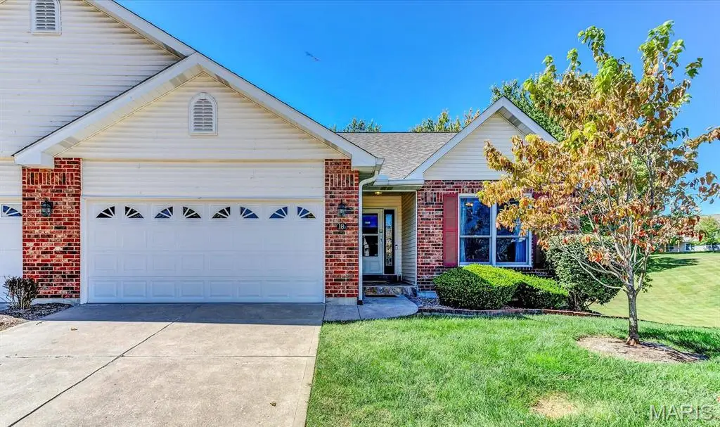 18 Country Bluff Court, Saint Charles, MO 63301 - #1