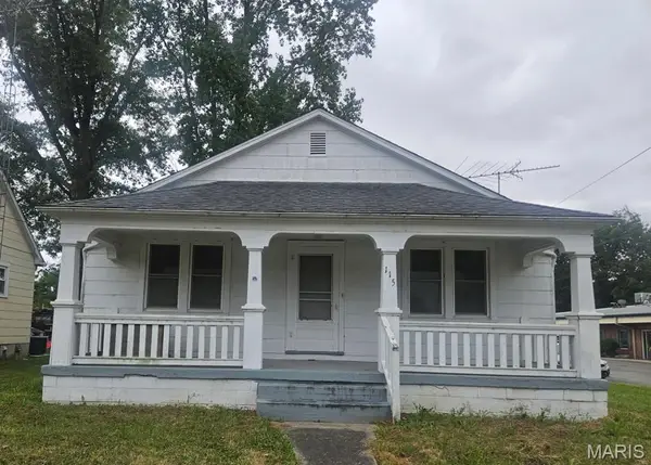 115 W Mascourtah, Okawville, IL 62271