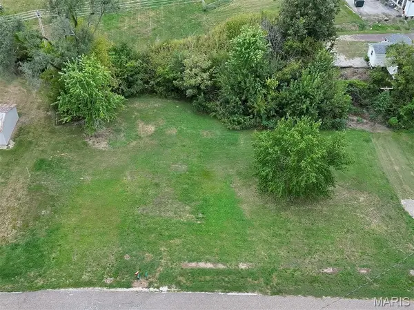 500 Hill Street, Perry, MO 63462