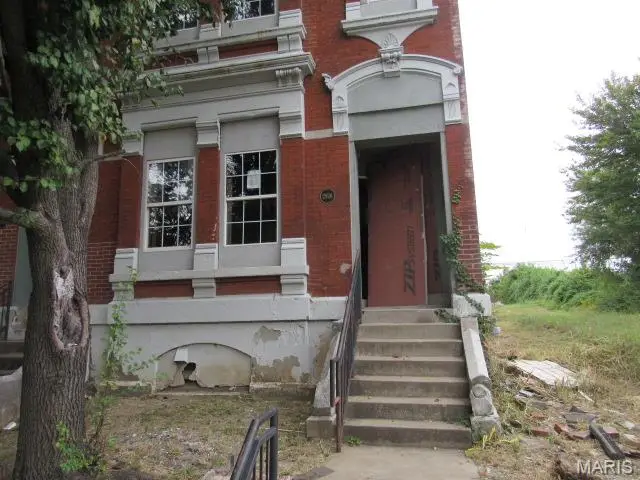2926 James Cool Papa Bell Avenue, Saint Louis, MO 63106 - #1