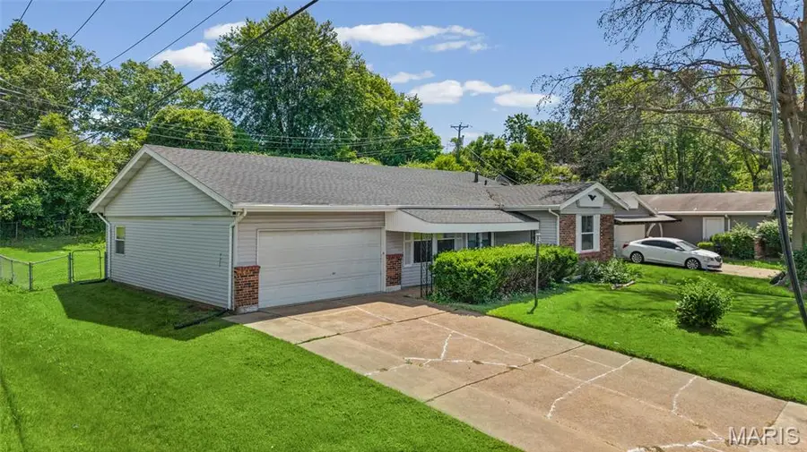 11790 New Halls Ferry Road, Florissant, MO 63033 - #3