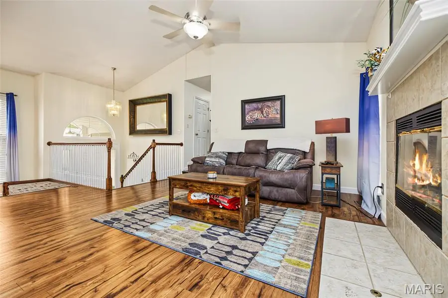6 Club Court, High Ridge, MO 63049 - #3
