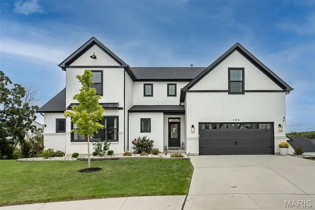 104 Copper Stone Pt, Wentzville, MO 63385 - #1