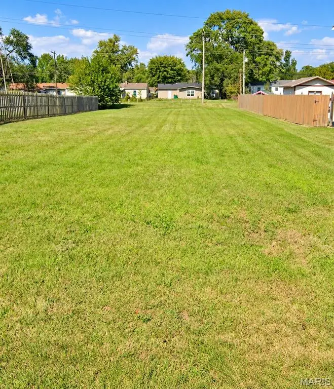 2225 Hunters Point Drive, Granite City, IL 62040 - #1