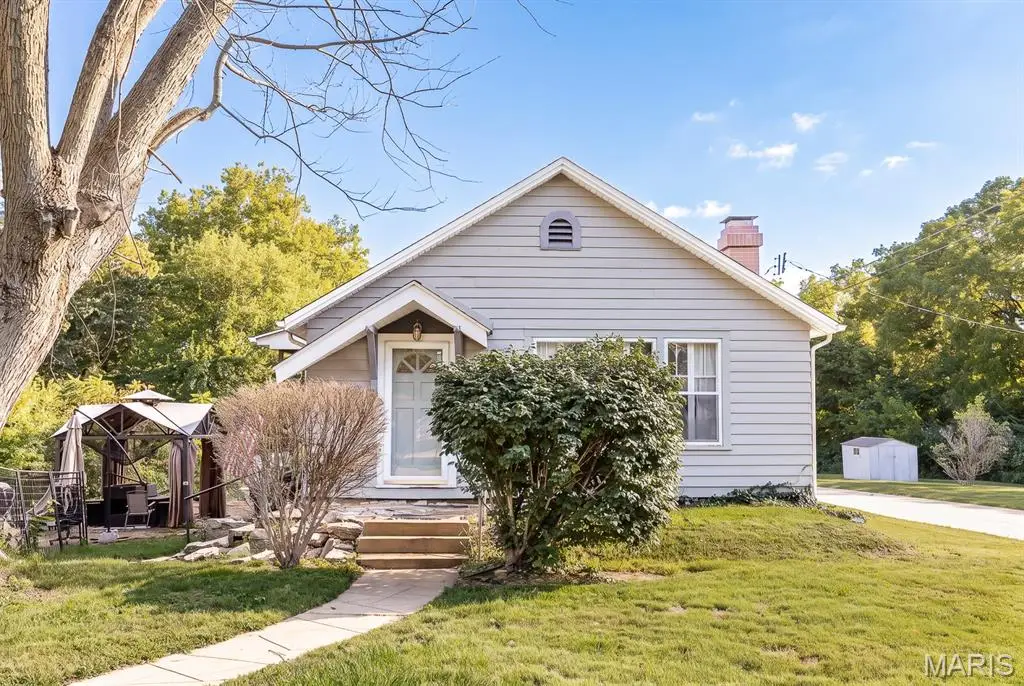 9958 South Road, Fairview Heights, IL 62208 - #1