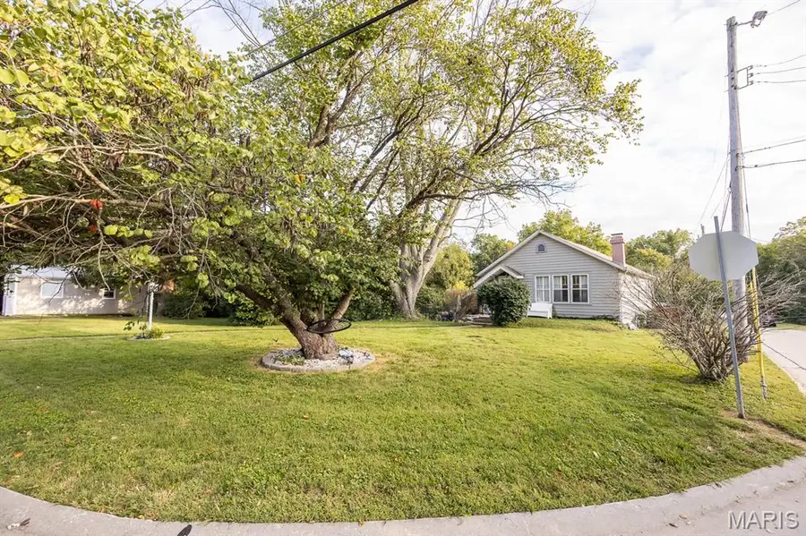 9958 South Road, Fairview Heights, IL 62208 - #3