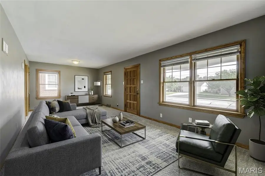 2121 Elm Street, Saint Charles, MO 63301 - #3