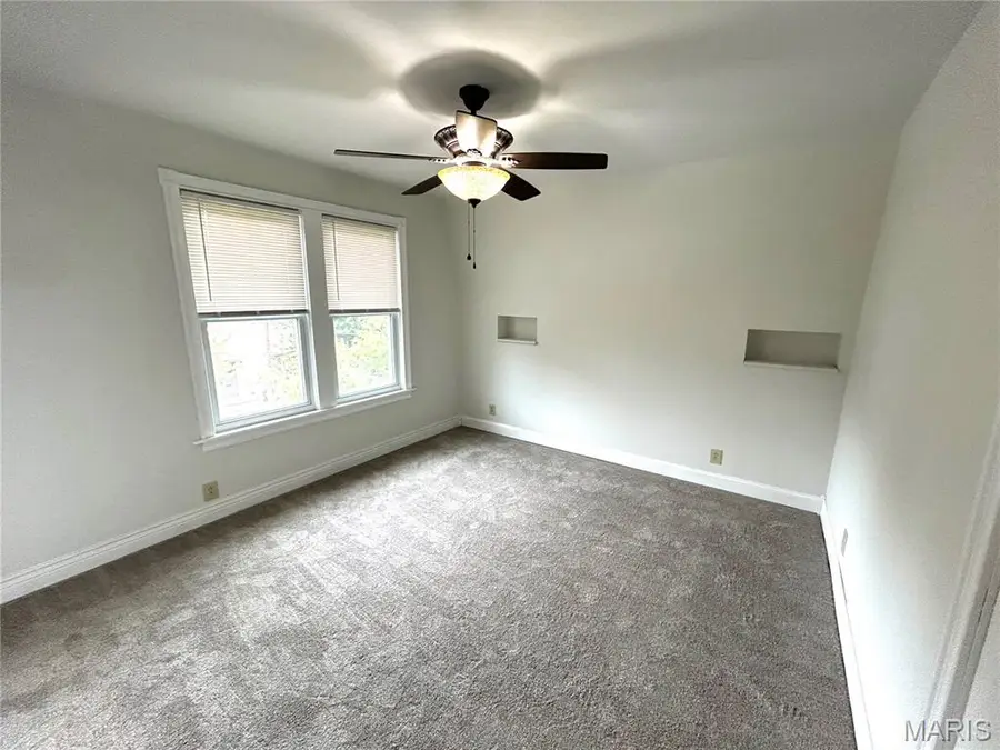 4616 Dahlia Avenue, Saint Louis, MO 63116 - #2