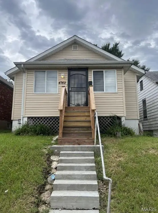 4762 Beacon Avenue, Saint Louis, MO 63120 - #2