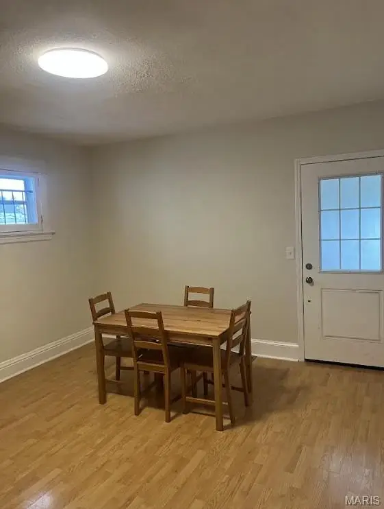 4762 Beacon Avenue, Saint Louis, MO 63120 - #3