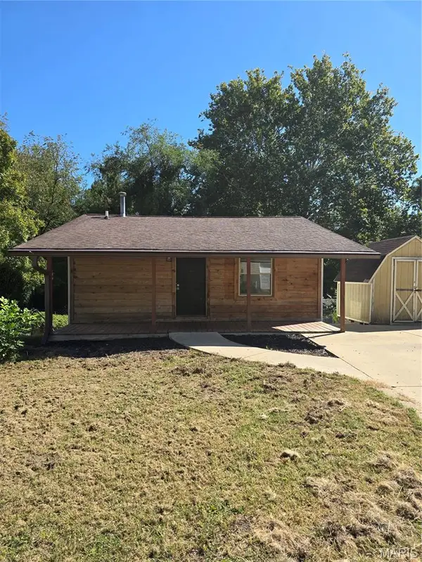 419 S Jefferson Avenue, Collinsville, IL 62234