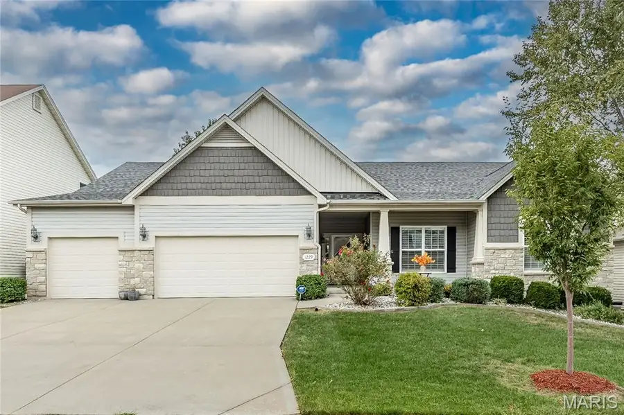 1229 Cashmere Lane, Saint Peters, MO 63376 - #2