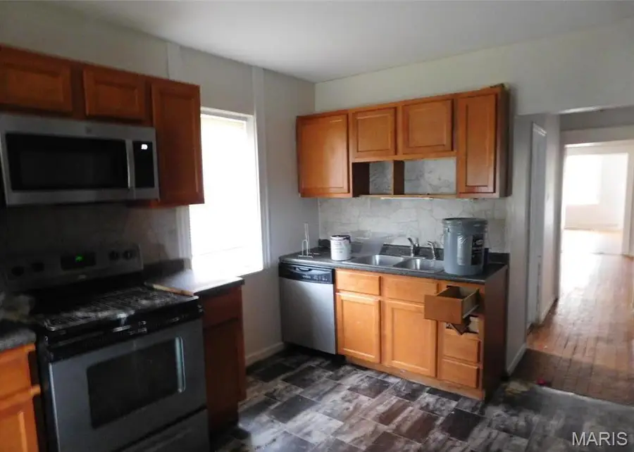4312 Oregon Avenue, Saint Louis, MO 63111 - #3