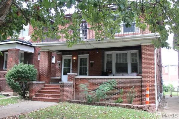 4971 Tholozan Avenue, St Louis, MO 63109