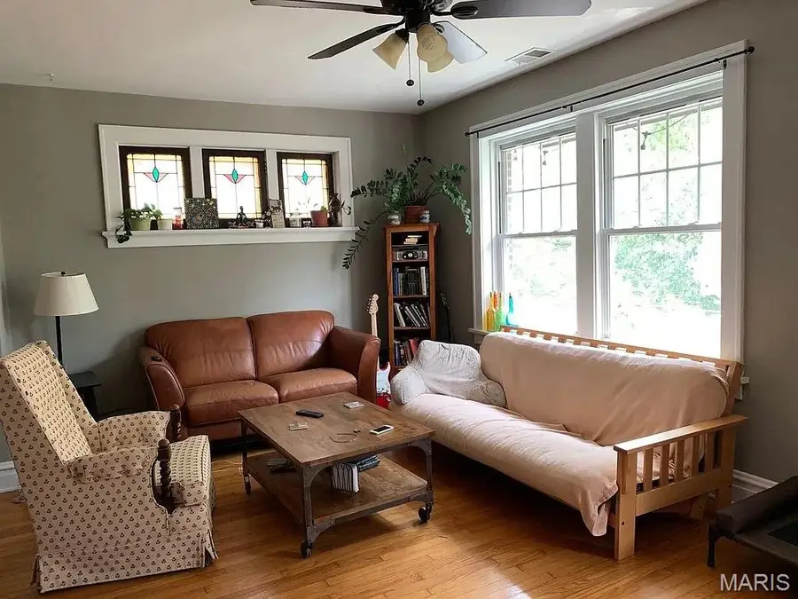 4971 Tholozan Avenue, Saint Louis, MO 63109 - #3