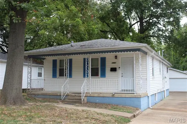 10180 Count Drive, Riverview, MO 63136
