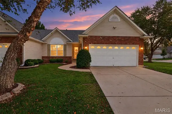 20 Autumn Ridge Drive #83B, O'Fallon, MO 63366