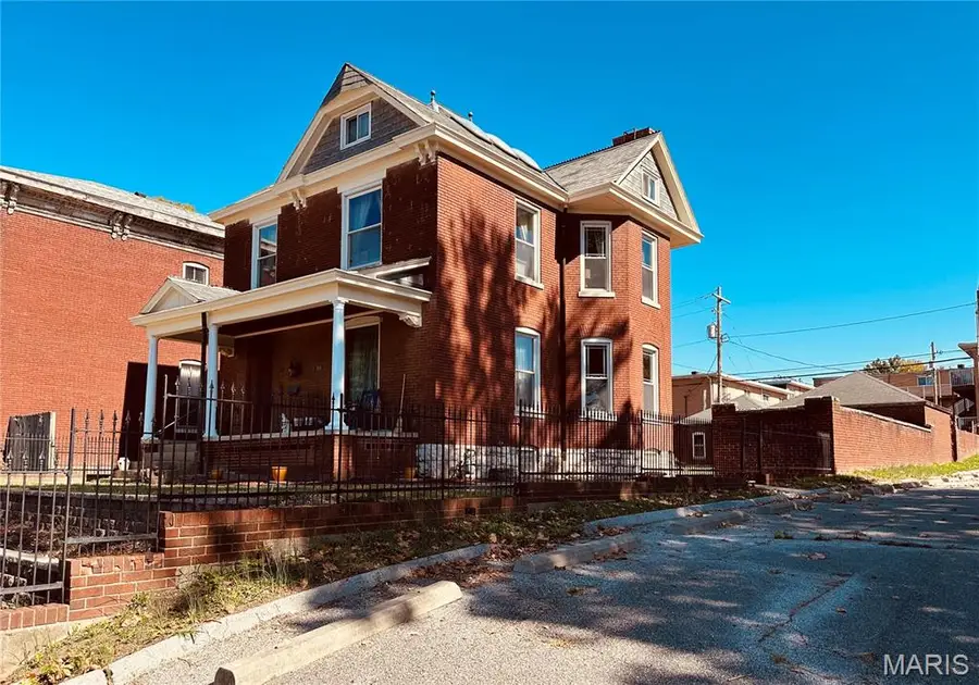504 S High Street, Belleville, IL 62220 - #2