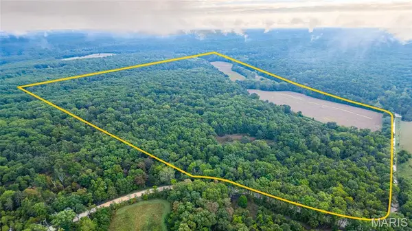 21045 County Road 3560, St James, MO 65559