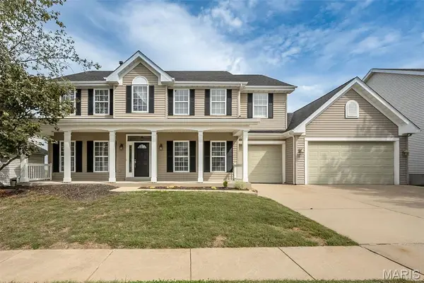 414 Avalon Chase Drive, Fenton, MO 63026