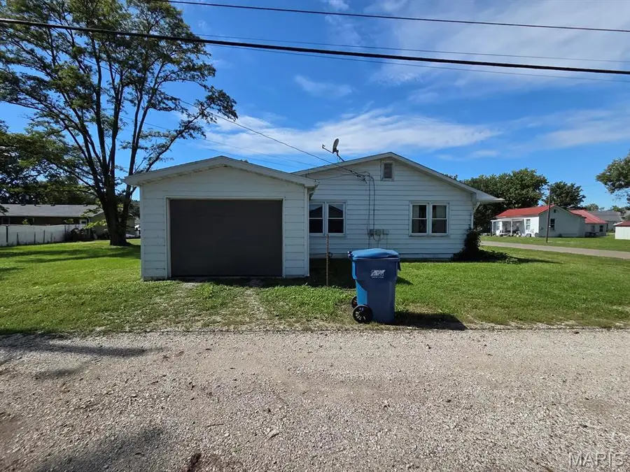 407 Madison Street, Canton, MO 63435 - #3