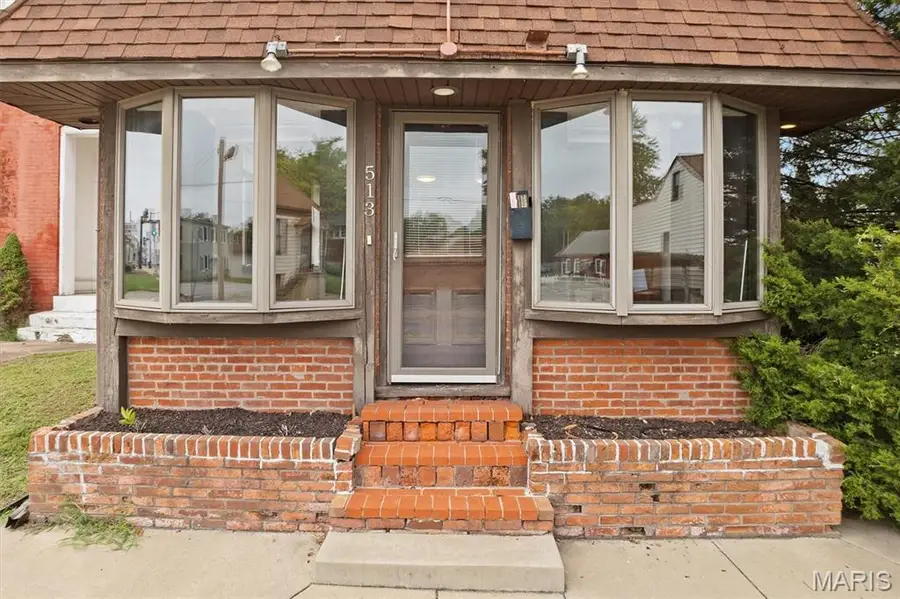 513 N Illinois Street, Belleville, IL 62220 - #2