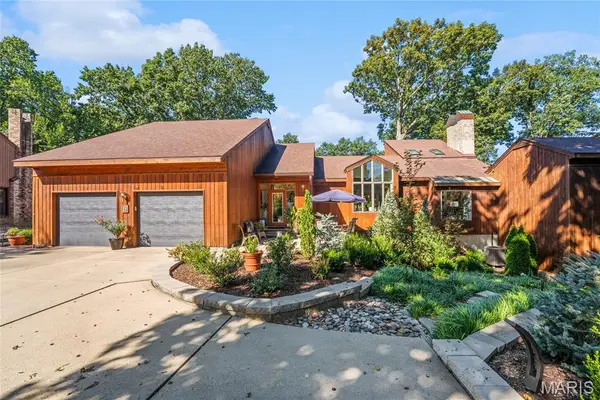 18 Tanewood Court, Belleville, IL 62223