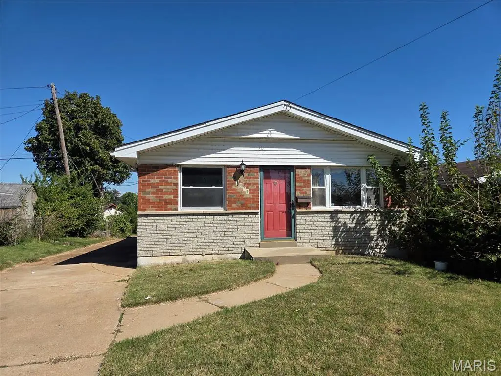 3651 Weber Road, Saint Louis, MO 63125 - #1