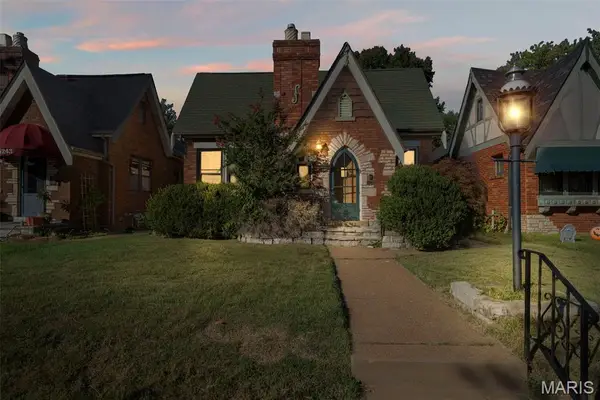 5239 Mardel Avenue, St Louis, MO 63109