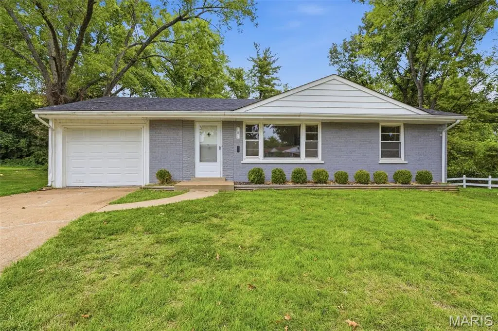 101 Florwood, Saint Louis, MO 63135 - #1
