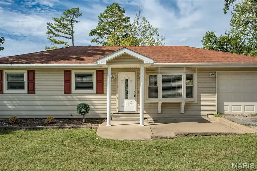 4345 Ringer Road, Mehlville, MO 63129 - #3