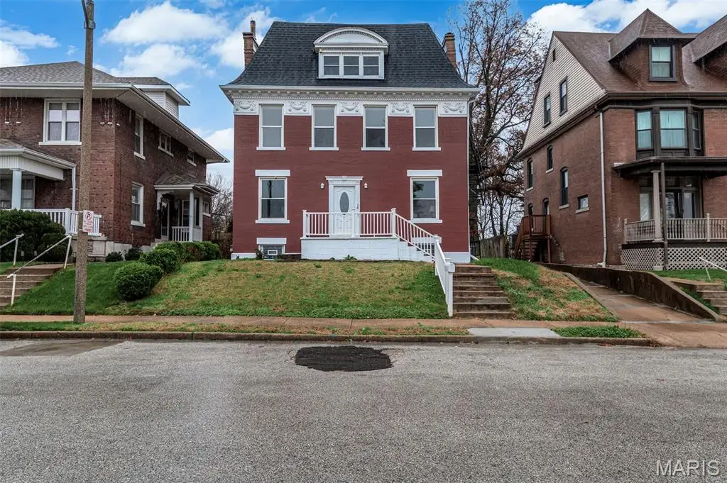 14 Parkland Place, Saint Louis, MO 63112 - #1