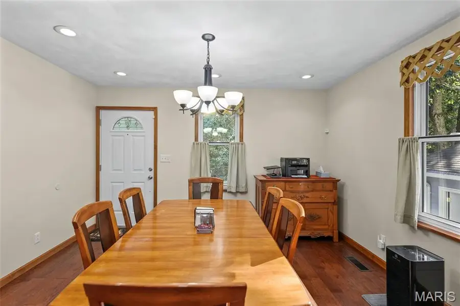 1717 S 11th Street, Belleville, IL 62226 - #3