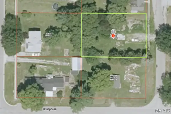 315 N Locust Street, Litchfield, IL 62056