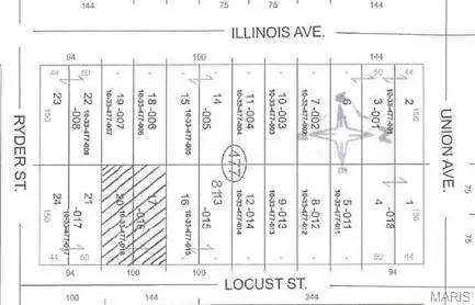 315 N Locust Street, Litchfield, IL 62056 - #3