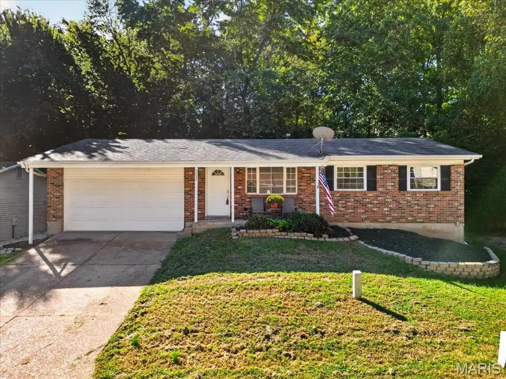 5034 Country Valley Drive, Imperial, MO 63052 - #1