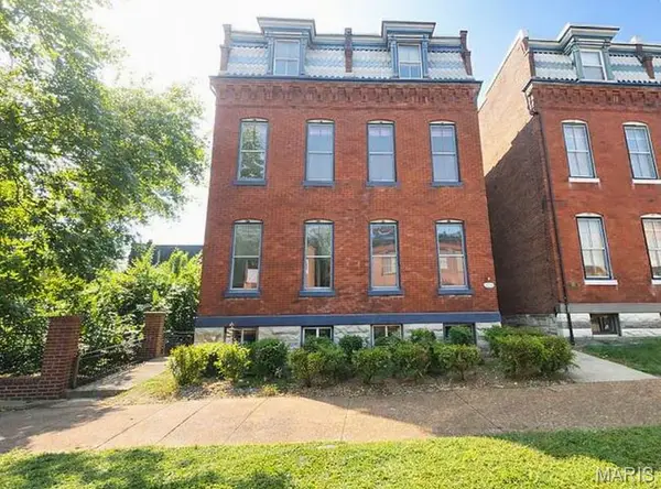 1226 Victor Street, St Louis, MO 63104