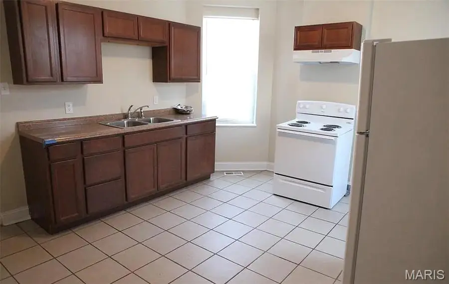2923 Miami Street, Saint Louis, MO 63118 - #2