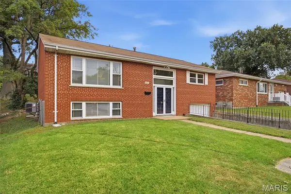 6920 Wanda Court, St Louis, MO 63116