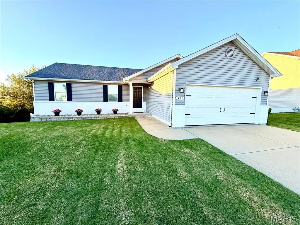 711 Ward, Waterloo, IL 62298 - #1