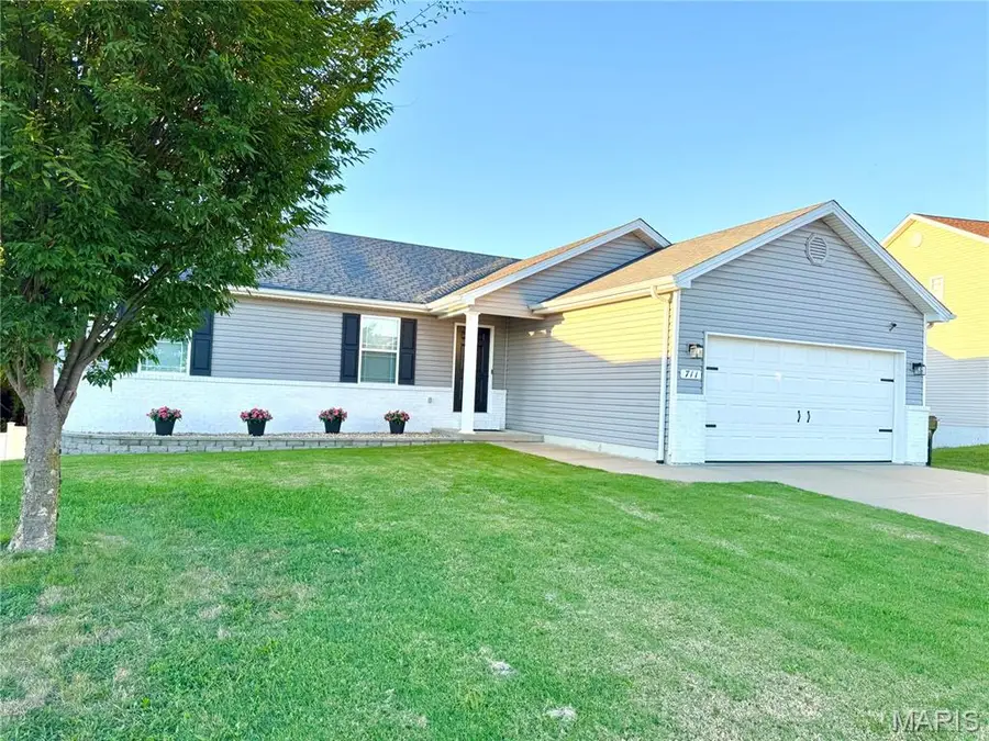 711 Ward, Waterloo, IL 62298 - #2