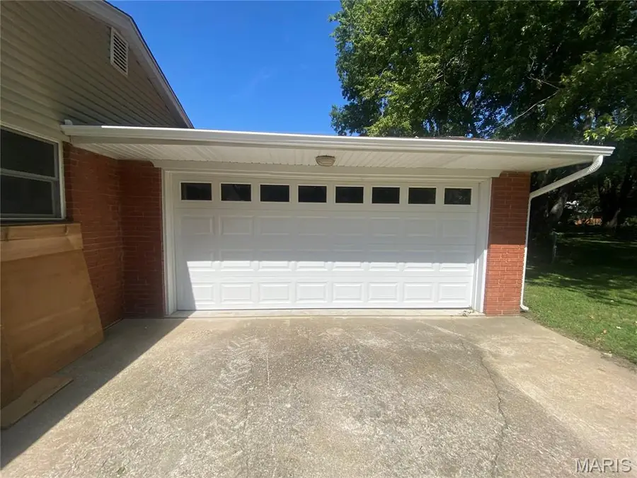 59 Magnolia Drive, Belleville, IL 62221 - #2
