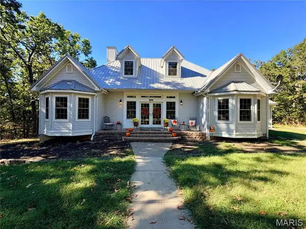 6023 Lake Point Drive, Perryville, MO 63775
