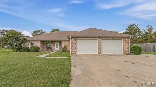 913 S Sutton Place, Kennett, MO 63857