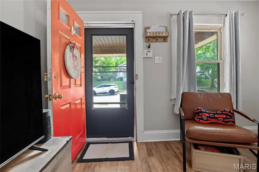 5047 Dewey Avenue, Saint Louis, MO 63116 - #3