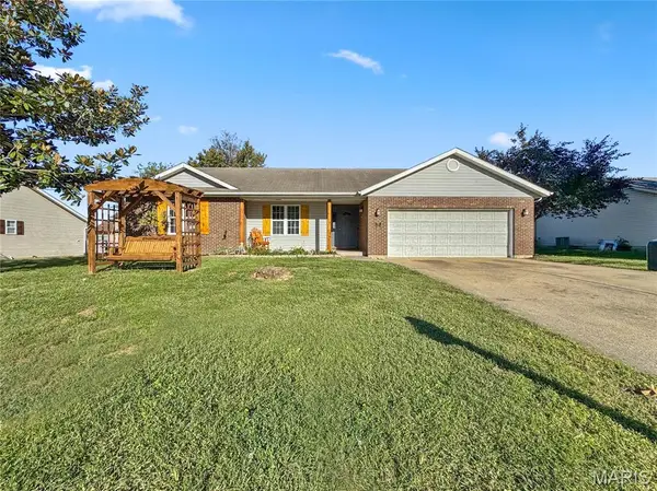 118 Osterhage Drive, Waterloo, IL 62298